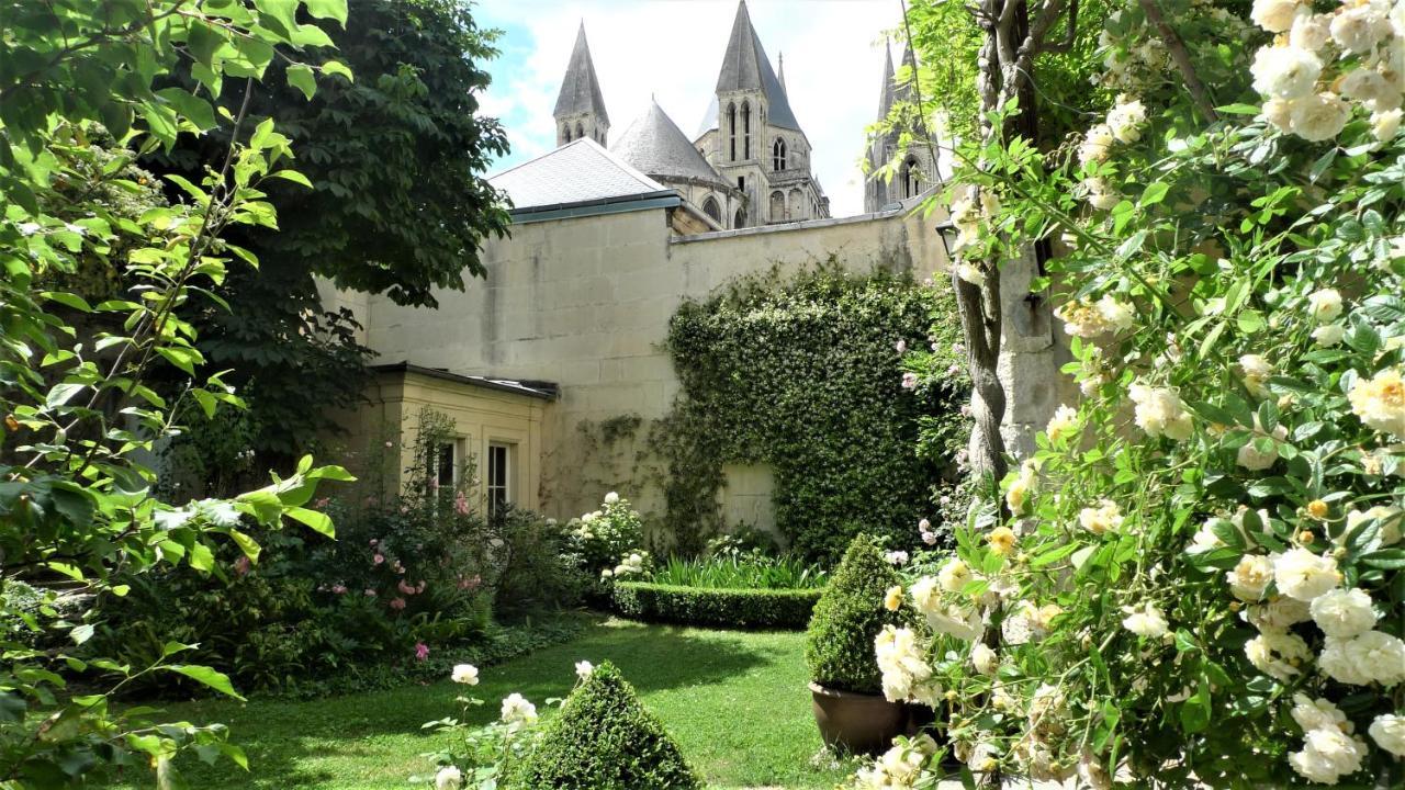 Les Chambres De L'Abbaye Caen Esterno foto